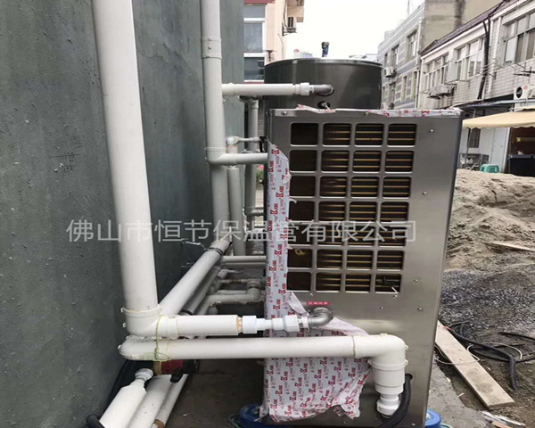 學校空調(diào)保溫管防結(jié)露珠